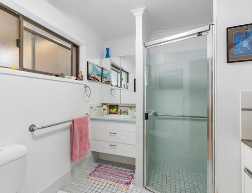 Lovely unit in Over 50's complex image 6