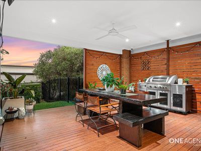 20 Myrtle Cres, Brookwater