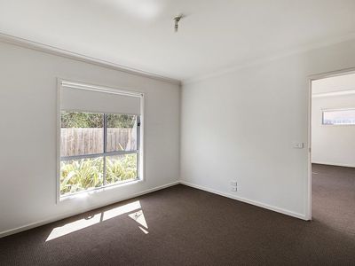 2 / 166 Grove Road, Grovedale