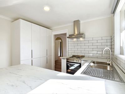 4 / 42 Greendale Road, Doncaster East