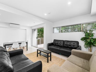 1 / 16 Herbert Street, Toowong