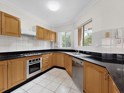 4 / 10 Caroline Street, Westmead