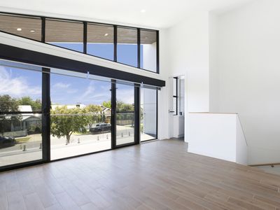 2 / 25 Kenilworth Street, Reservoir