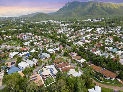 8 Regatta Crescent, Douglas