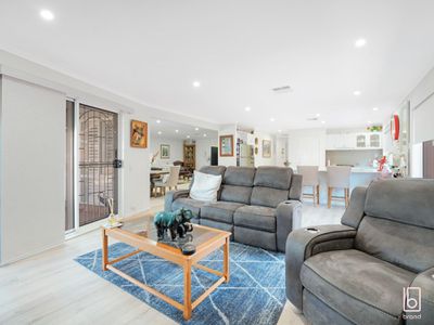 7 Tomaree Crescent, Woongarrah