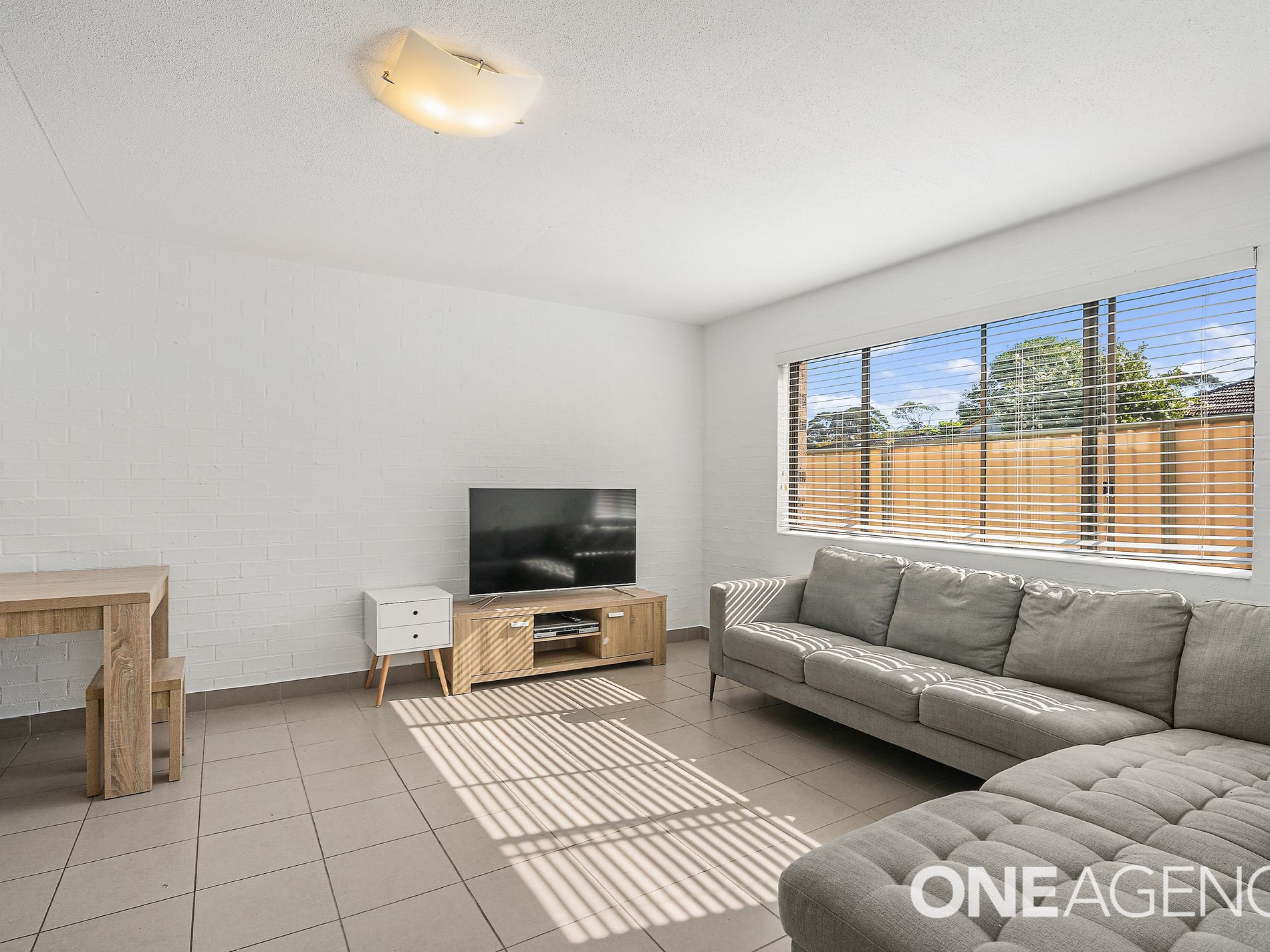 5 / 5-7 Bowen Street , Huskisson