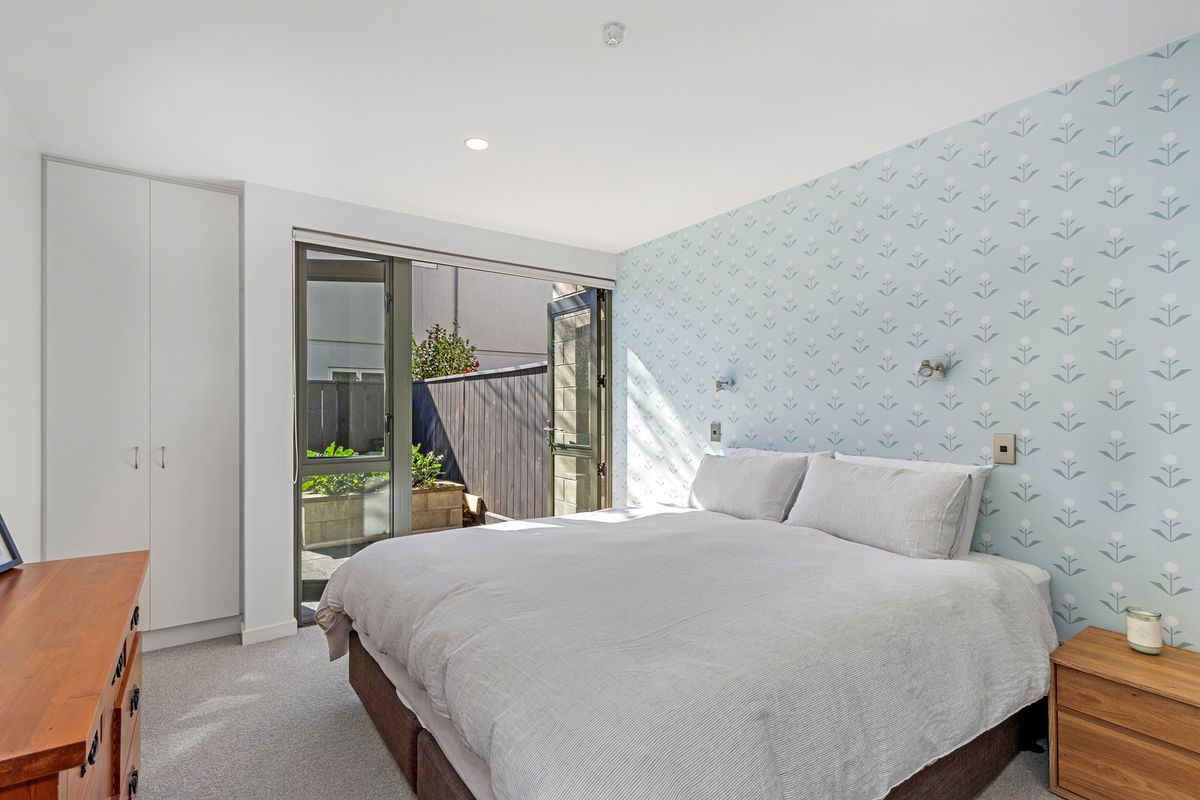 1 / 868 Colombo Street, City Centre