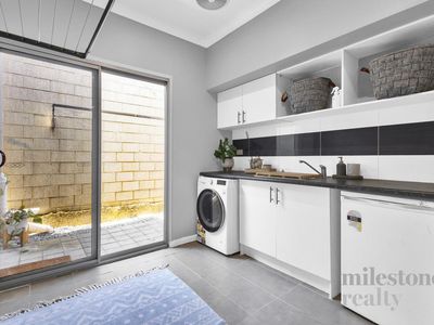 16 Tinsel Street, Yanchep