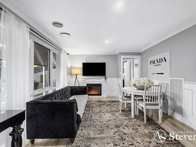18 Washington Lane, Woodend