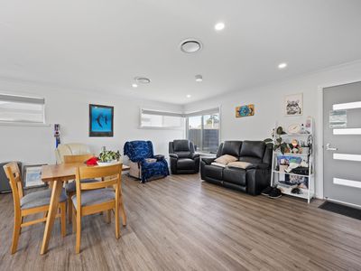 1 / 256 Peel Street West, Summerhill