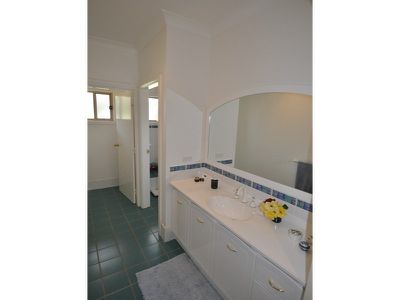 13 Lakeland Drive, Dubbo