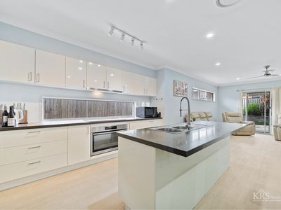 20 Adelaide Crescent, Ormeau Hills