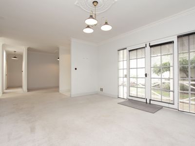 2 / 19 Kitchener Avenue, Burswood