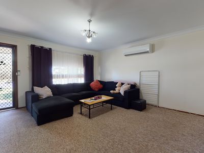 5 Currawong Road, Dubbo