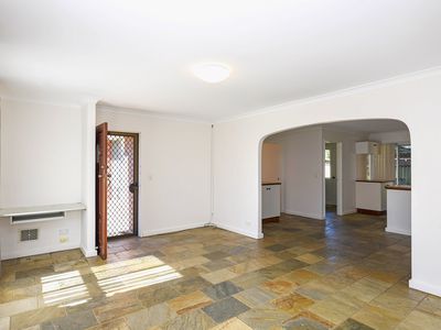 28 Parkway Road, Bibra Lake
