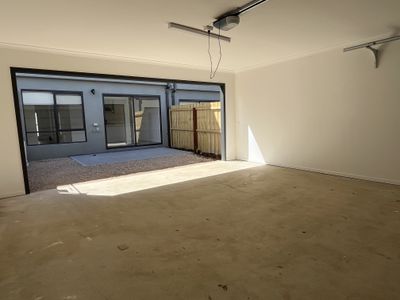 6 Rodway Walk, Tarneit