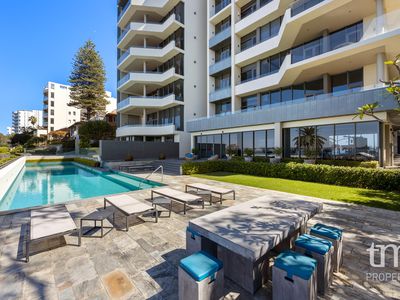 9 / 8 Mounts Bay Road, Crawley