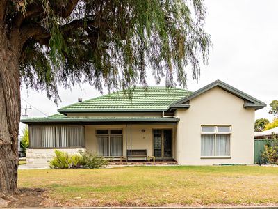 37 Adelaide Road, Millicent 37 Adelaide Road, Millicent