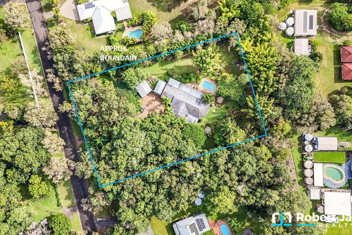 90 Woodhaven Way, Cooroibah