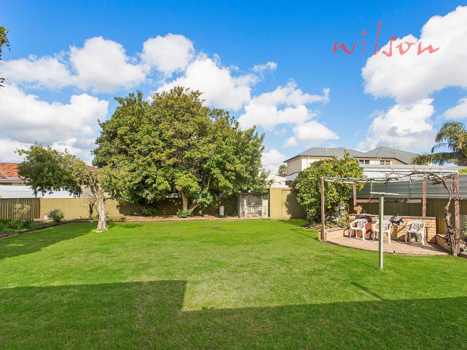 6 Elms Avenue, Richmond