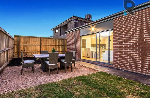 52 Lucy Crescent, Greenvale