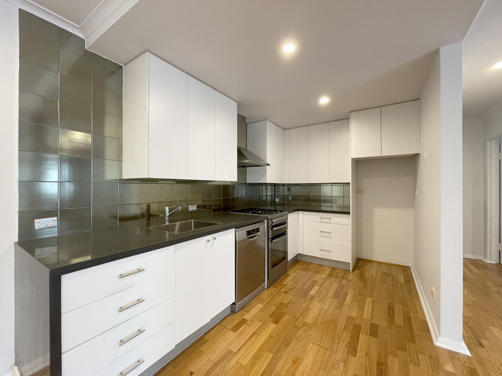 43 / 5 - 13 Hutchinson Street, Surry Hills