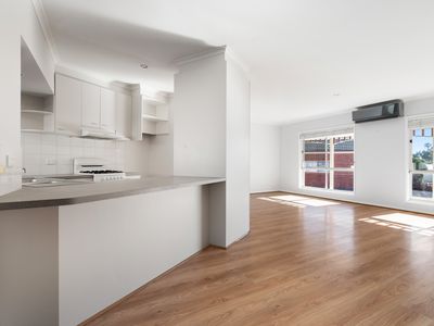 2 / 10 THRUSH COURT, West Wodonga