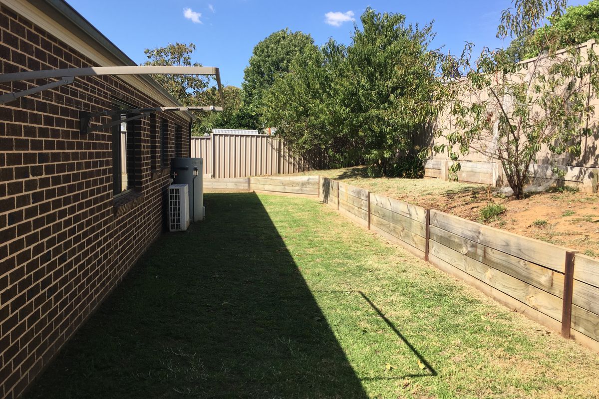 2 / 12 Cricket Street, Mansfield