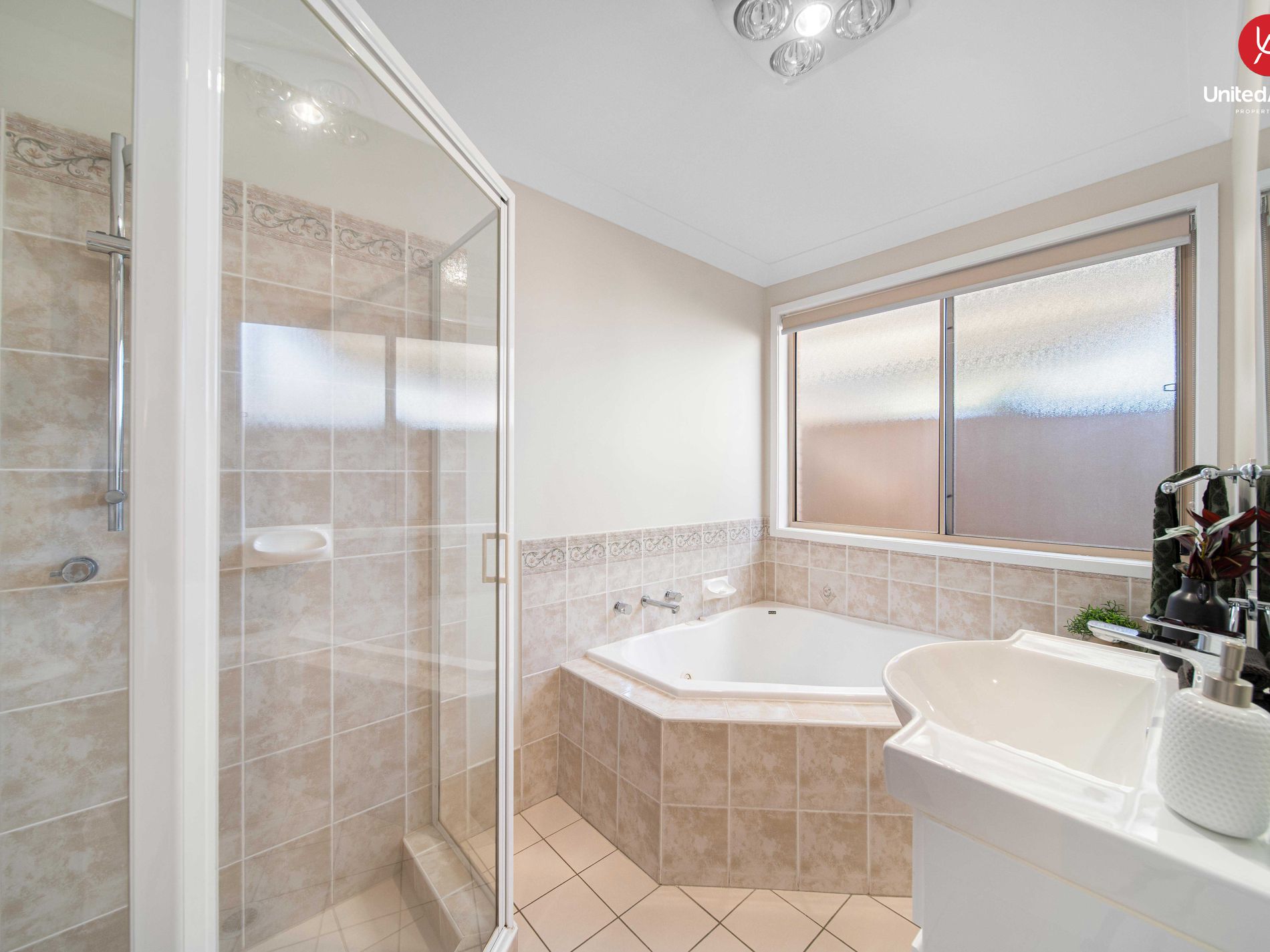 6 & 6a Wee Waa Close, Hoxton Park