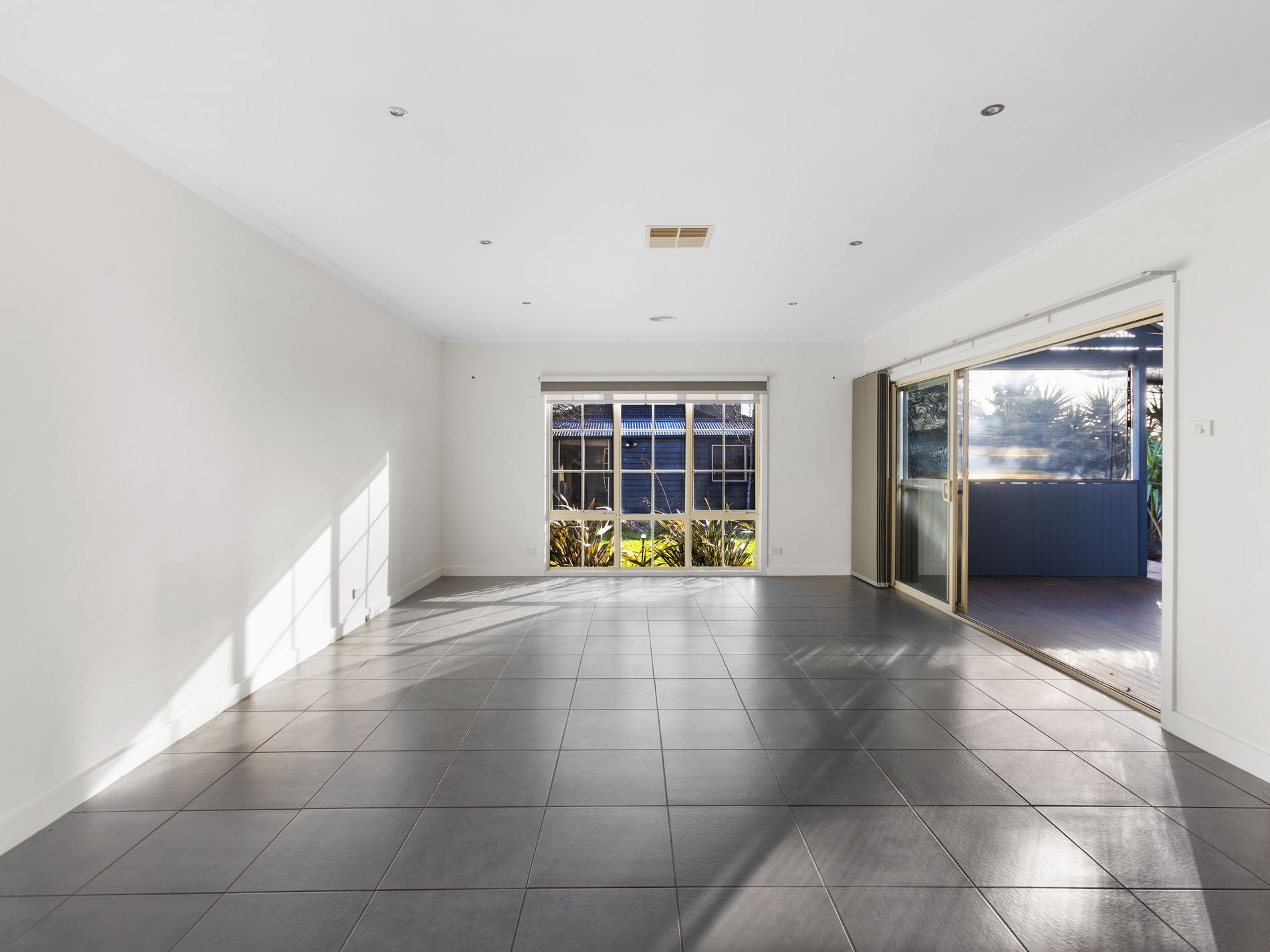 2 Gwelo Street, West Footscray