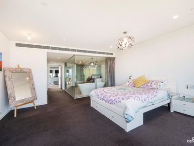 1805 / 96 Bow River Crescent, Burswood