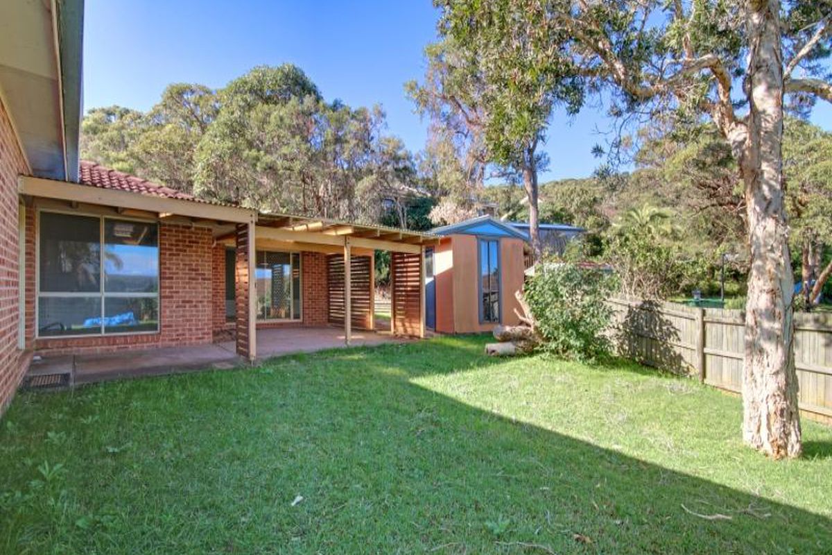 6 Oakwood Close, Forresters Beach