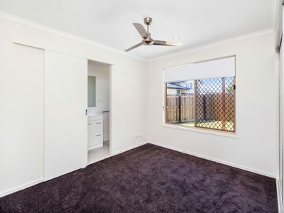 1 / 5 Jovi Court, Scarness