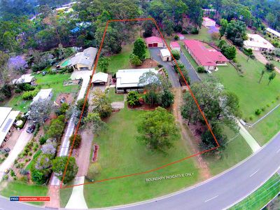 14 Glenross Drive, Pine Mountain
