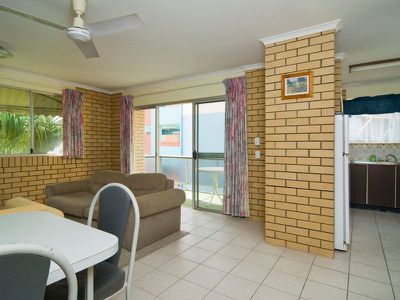 9 / 87 Beach Pde, Maroochydore