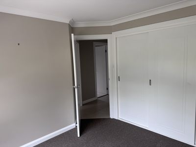 1 The Bounty, Manyana