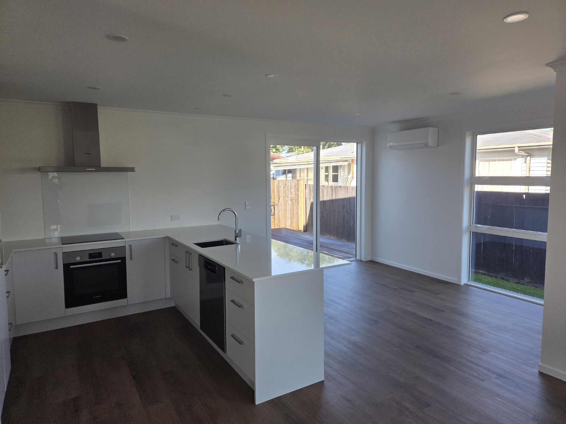 1/70 Thompson Street, Leamington