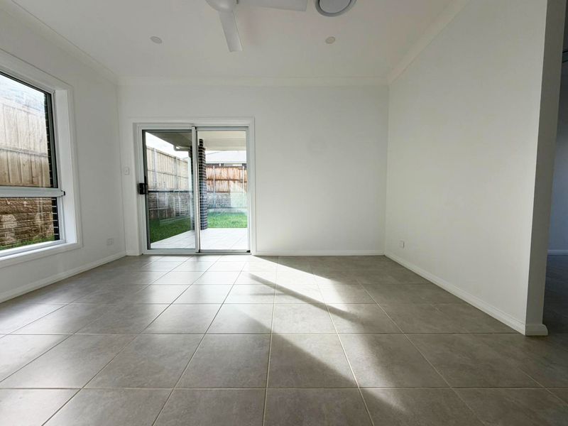 10 Gunsynd Street, Menangle Park