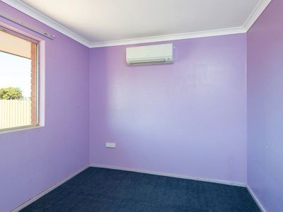 4 Phoenix Place, South Kalgoorlie
