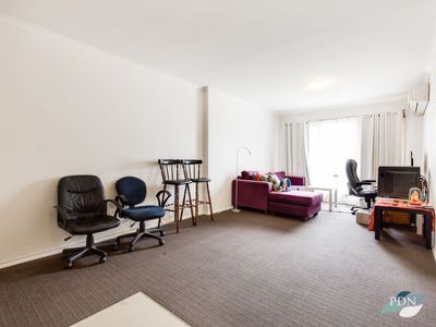 6 / 7 Hatfield Court, West Footscray