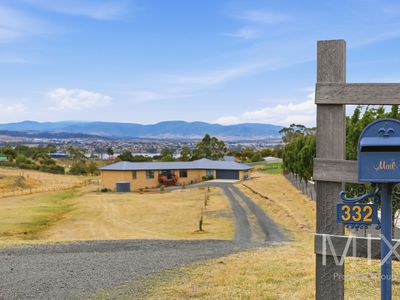 332 Gillies Road, Granton