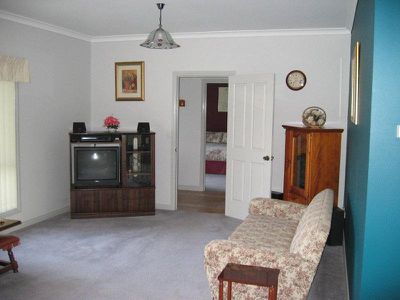 72 Parkman Avenue, Barham