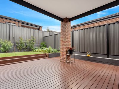 64 Rhyolite Drive, Craigieburn