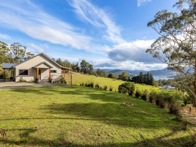 14 Cawthorns Road, Wattle Grove