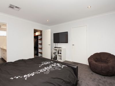 98A Barnes Street, Innaloo