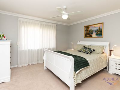 11 Robinia Rise, Helena Valley