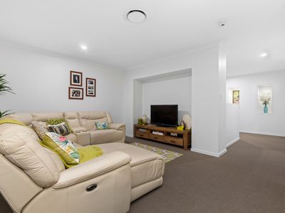 15 Brokenwood Circuit, Gumdale