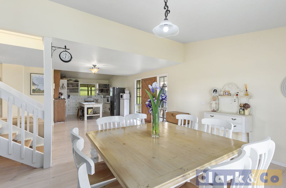 961 Howes Creek Road, Mansfield Clark & Co Real Estate