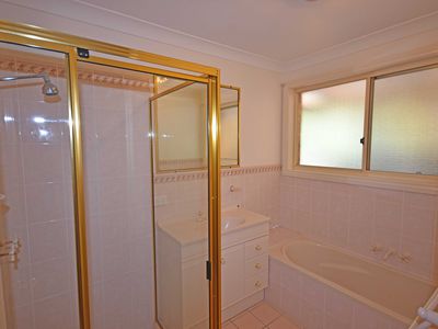 5 Loane Place, Dubbo