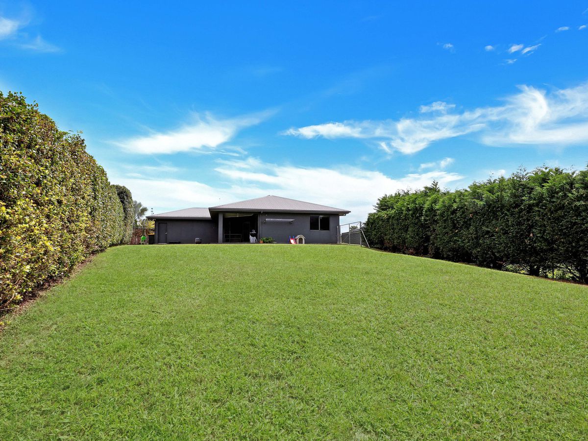 38 Jannina Drive, Atherton